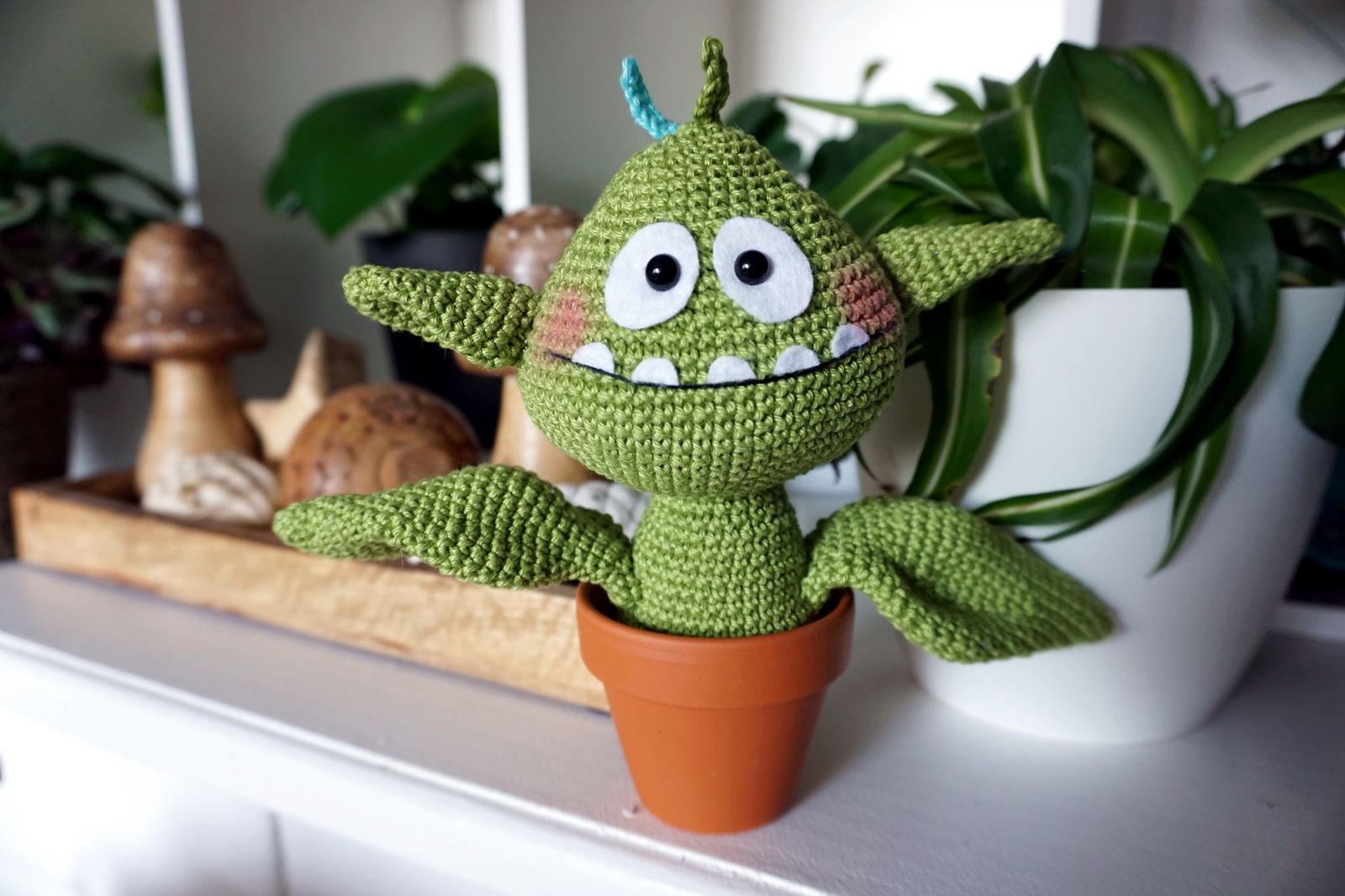 Blog-Inhaltsbild für 'Häkelanleitung Fleischfressende Pflanze "Gisbert"'